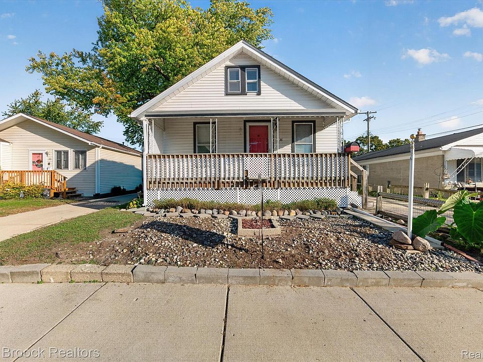 36 W Brickley Ave, photo 3