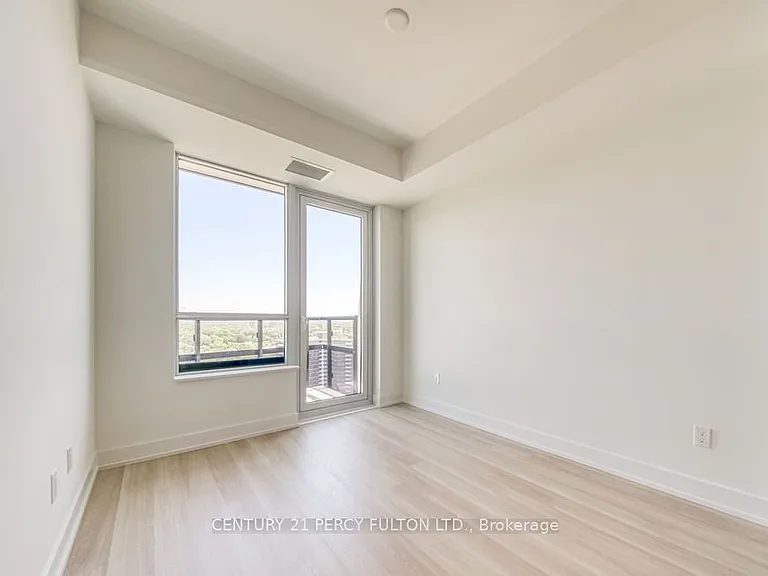60 Central Park Dr #1802 — Photo 14