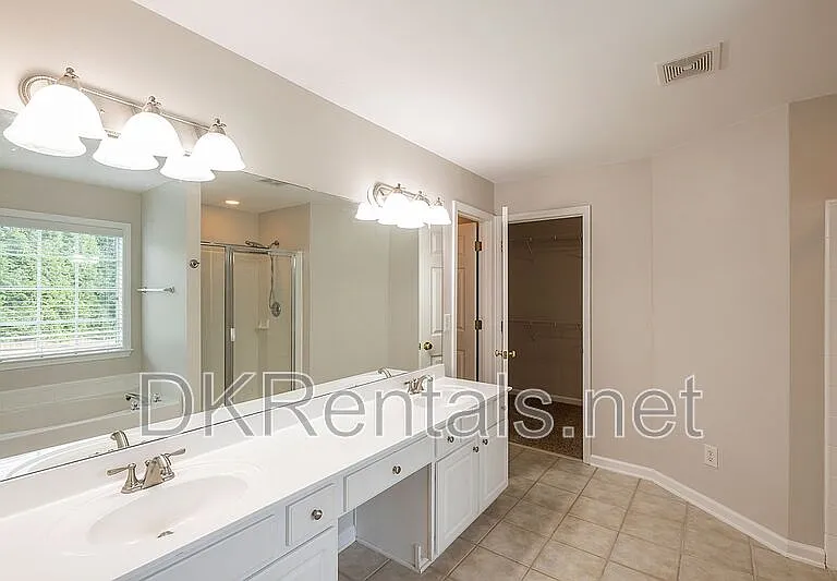 804 Araya Ct — Photo 21