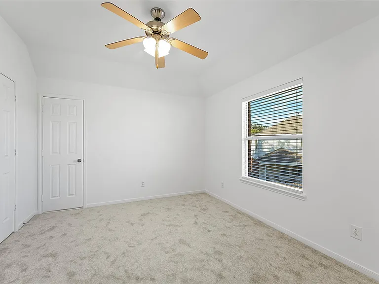 26422 Creston Woods Dr — Photo 31