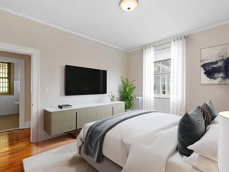 710 Boulevard E #1 — Photo 16