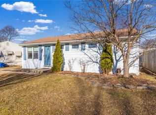 46 Fairhaven Dr, Cheektowaga, NY 14225