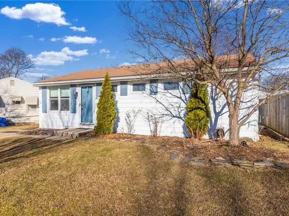 46 Fairhaven Dr, Cheektowaga, NY 14225