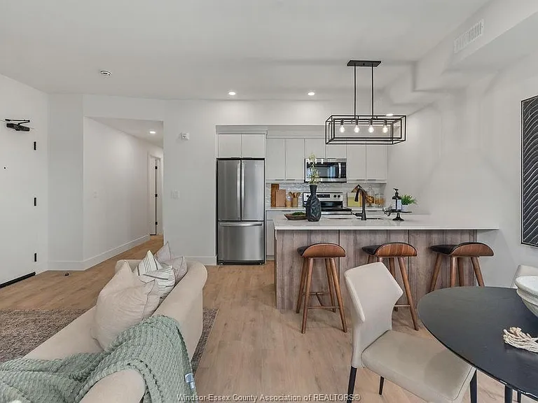 3871 Howard Ave #101 — Photo 12