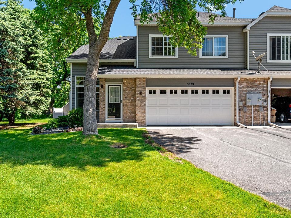 1st image of 8839 Hastings Cir NE
