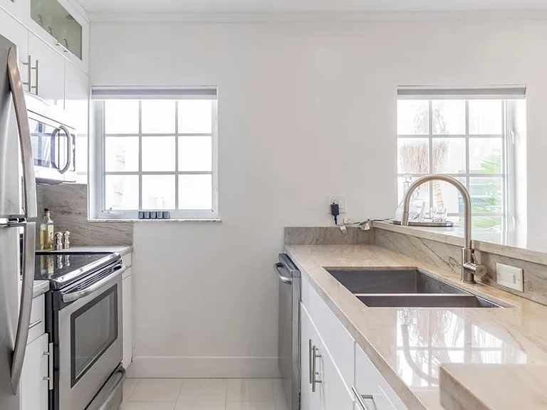 600 Euclid Ave #B5 — Photo 5