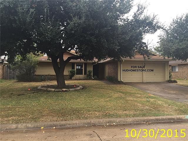 1st image of 2669 Carrington Ln