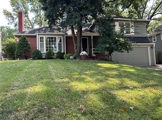 2821 W 73rd St, Prairie Village, KS 66208
