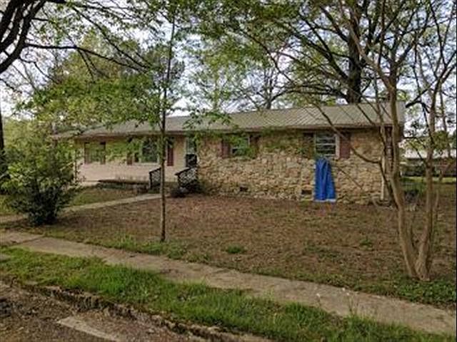1st image of 112 Oakwood Dr