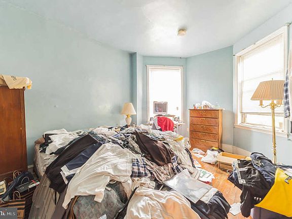 5th image of 510 Brinton St