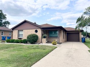 444 W 2nd St, Oglesby, IL 61348