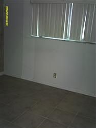 4th image of 826 E Tiffany Dr APT 1