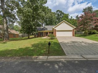 115 Shelley Ln, Florence, AL 35633