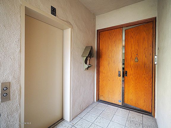 3rd image of 251 S Orange Grove Blvd APT 3