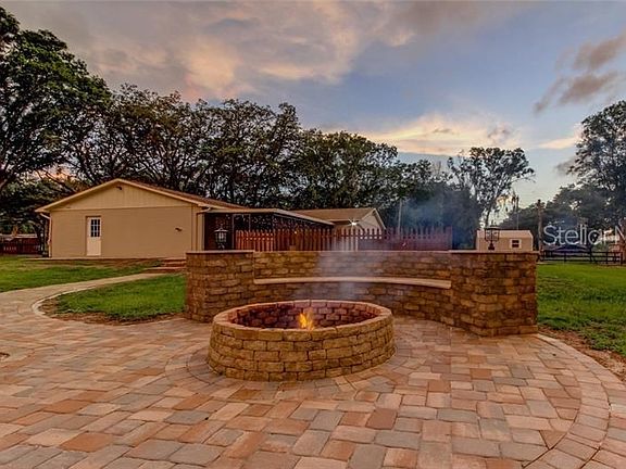 3rd image of 30403 Palm Ln
