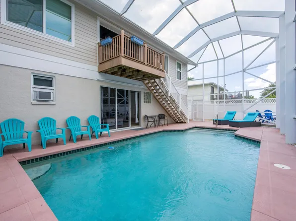 (undisclosed Address), Naples, FL 34113