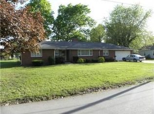 425 E 8th St, Adrian, MO 64720