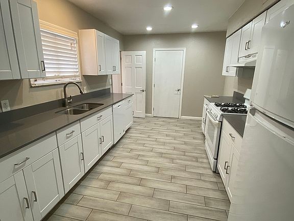 5th image of 3715 E Flower St #5