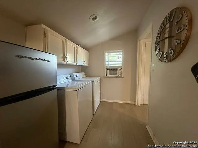 109 Bonham St #C — Photo 5