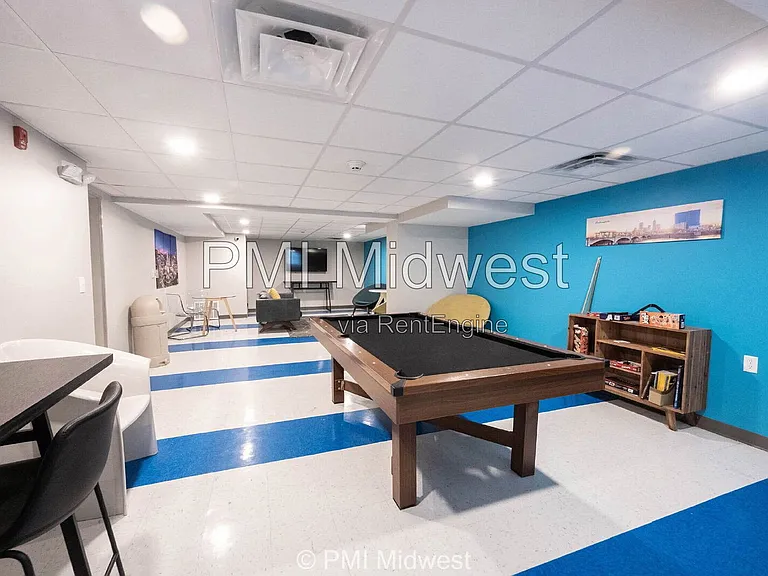 Priscilla Apartments — Photo 22