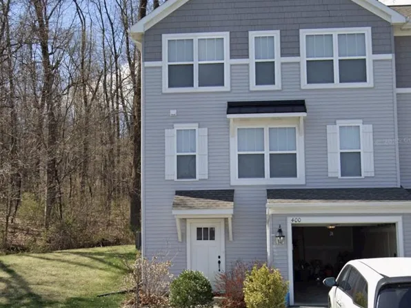400 Smokering Dr, Robesonia, PA 19551