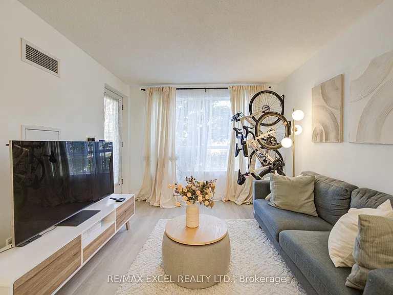 37 Galleria Pkwy #202 — Photo 29