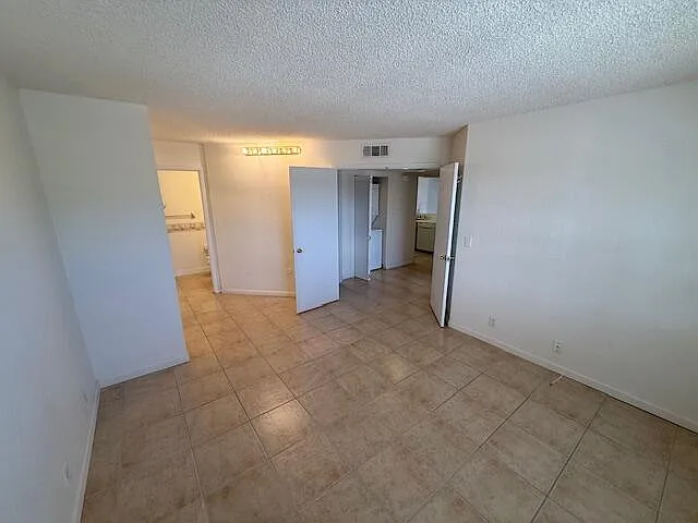 1500 SE Royal Green Cir #203 — Photo 15