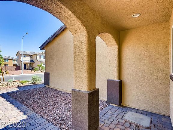 4th image of 5833 Country Lake Ln
