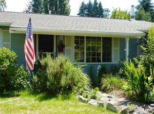 27206 Meadow Cir NE, Kingston, WA 98346