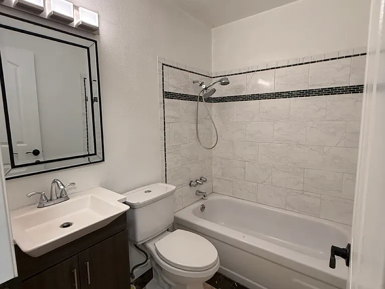 2621 Shad Ct — Photo 12