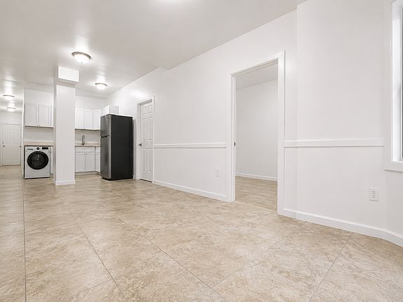 3rd image of 652 W 163rd St #1A