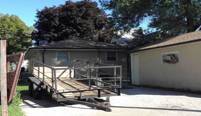 2nd image of 16 Maryland Ave E