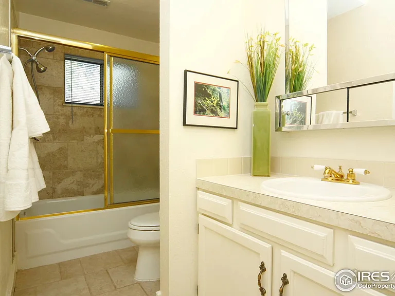 5441 White Pl — Photo 11
