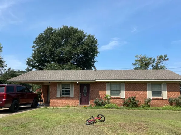203 Lynn Ave, Caraway, AR 72419
