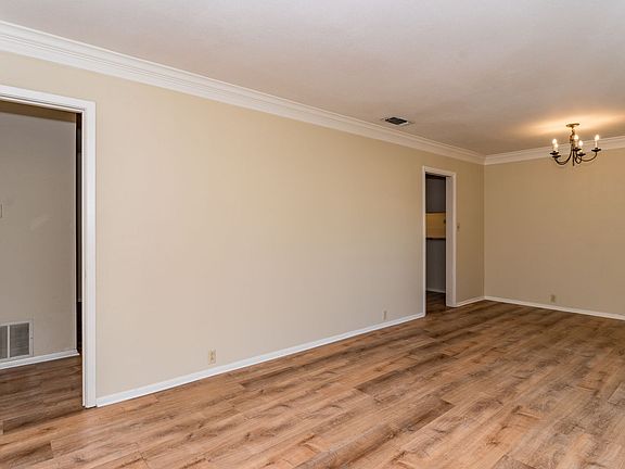4th image of 4146 Longvale Dr