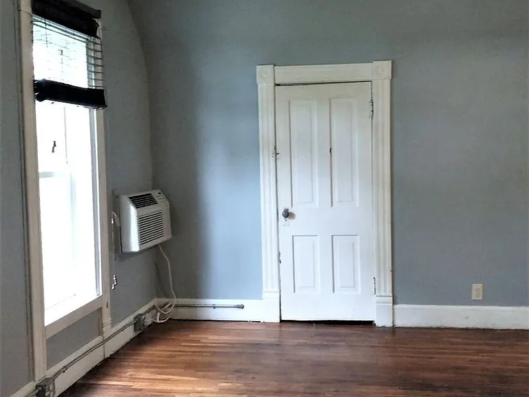 218 South St — Photo 7