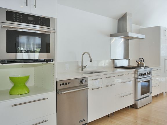 Open Kitchen