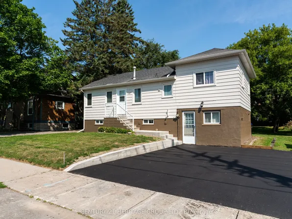137 John St E, Bradford West Gwillimbury, ON L3Z 1G3