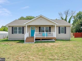 616 Franklin St, Colonial Beach, VA 22443