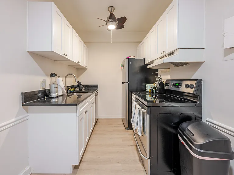 3051 Idaho Ave NW #121 — Photo 8