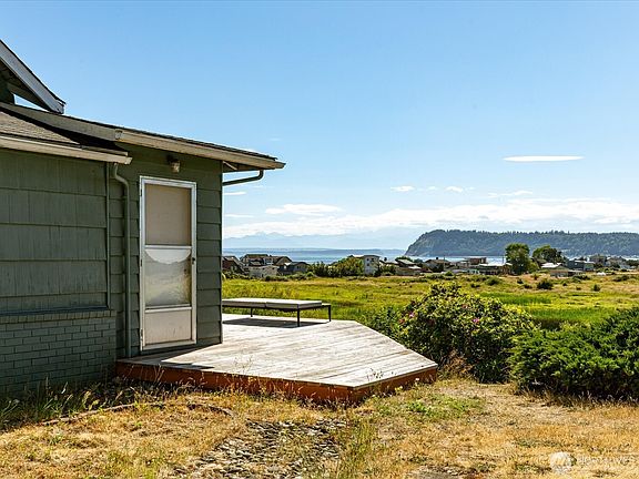 3rd image of 6054 Snapdragon Lane