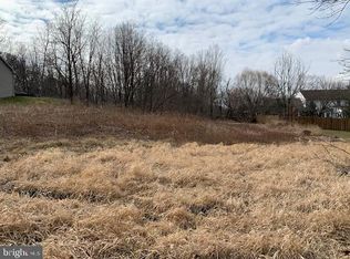 927 Spring Rd, Elizabethtown, PA 17022