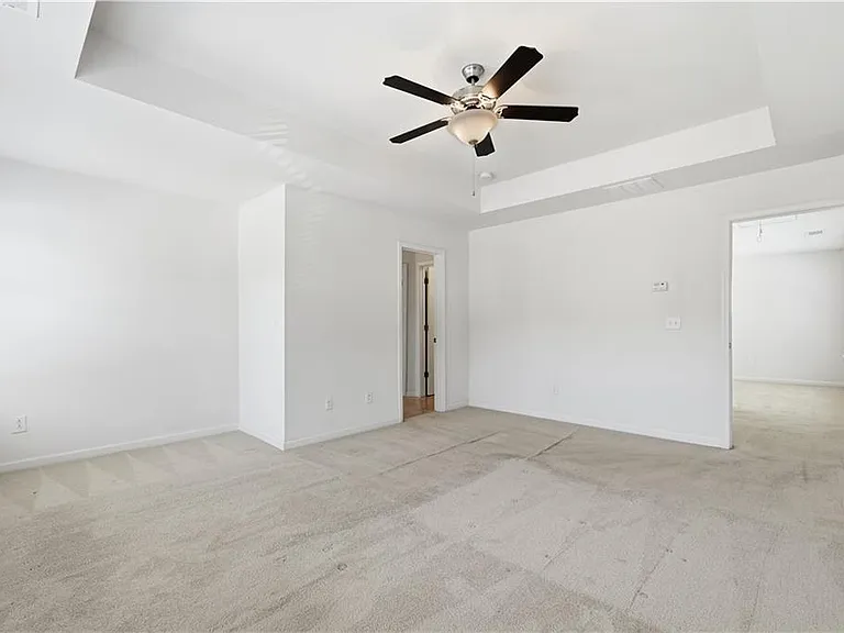 2730 Kemp Ct — Photo 30