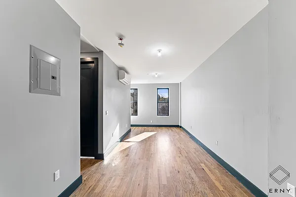 Rented by ERNY LLC | media 2