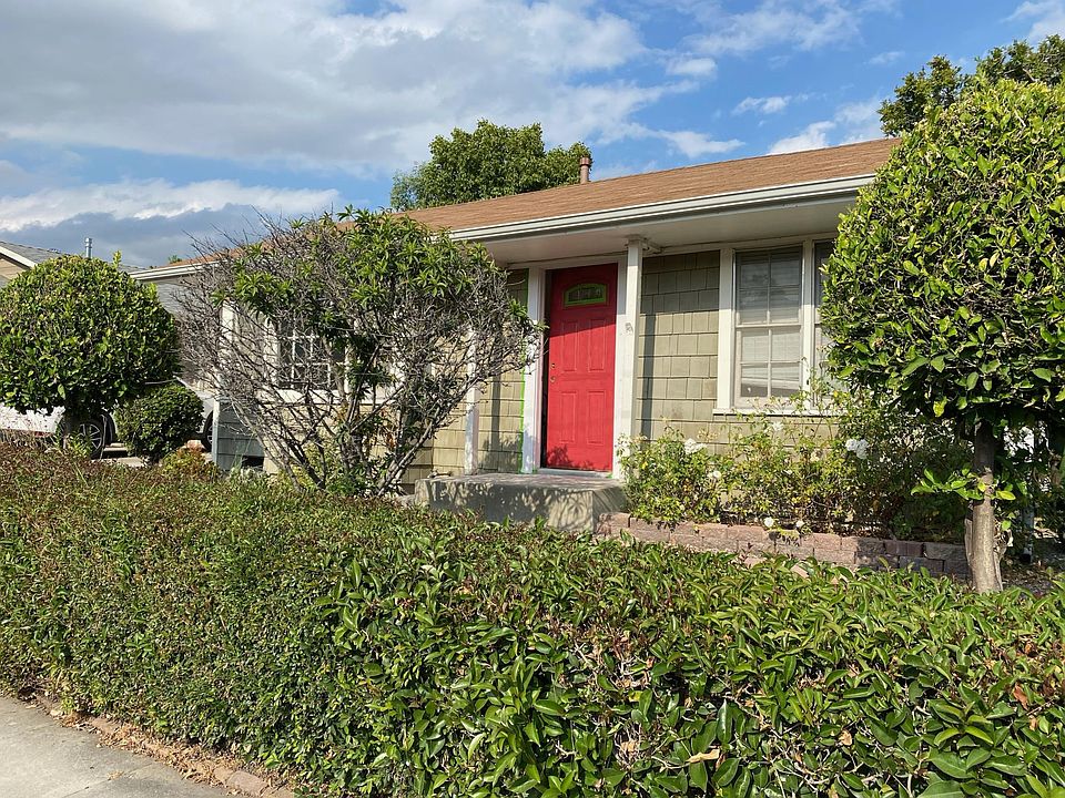 1st image of 4810 Ellenwood Dr