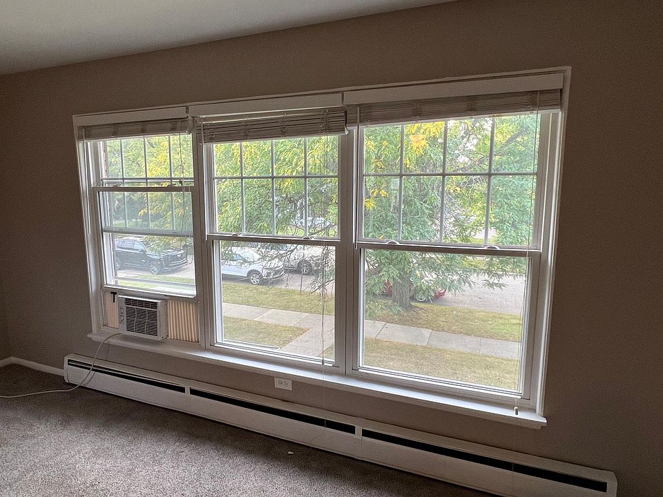 Newer windows, that actually open and close!