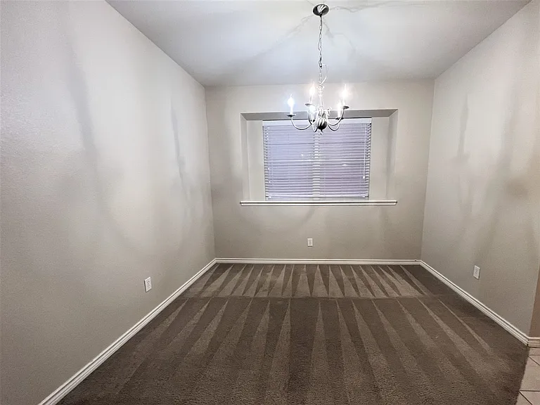 1149 King George Ln — Photo 9