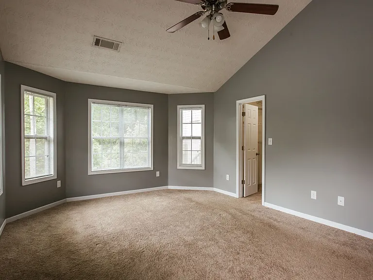137 Bristol Woods Dr — Photo 18