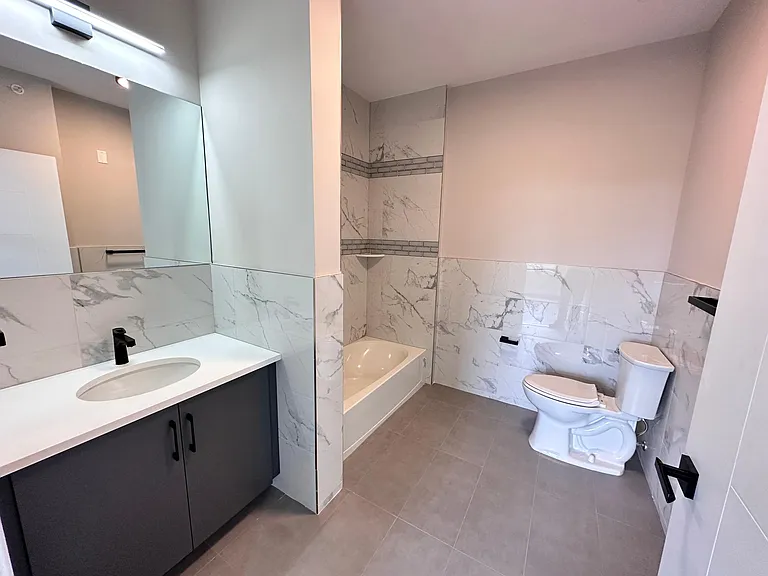 4607 Tonnelle Ave #204 — Photo 10