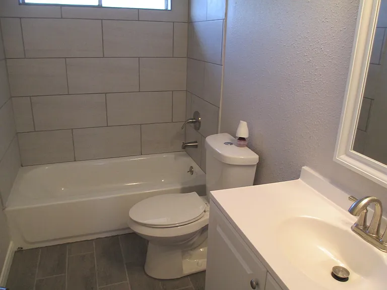 16714 Cheshire Place Dr — Photo 15